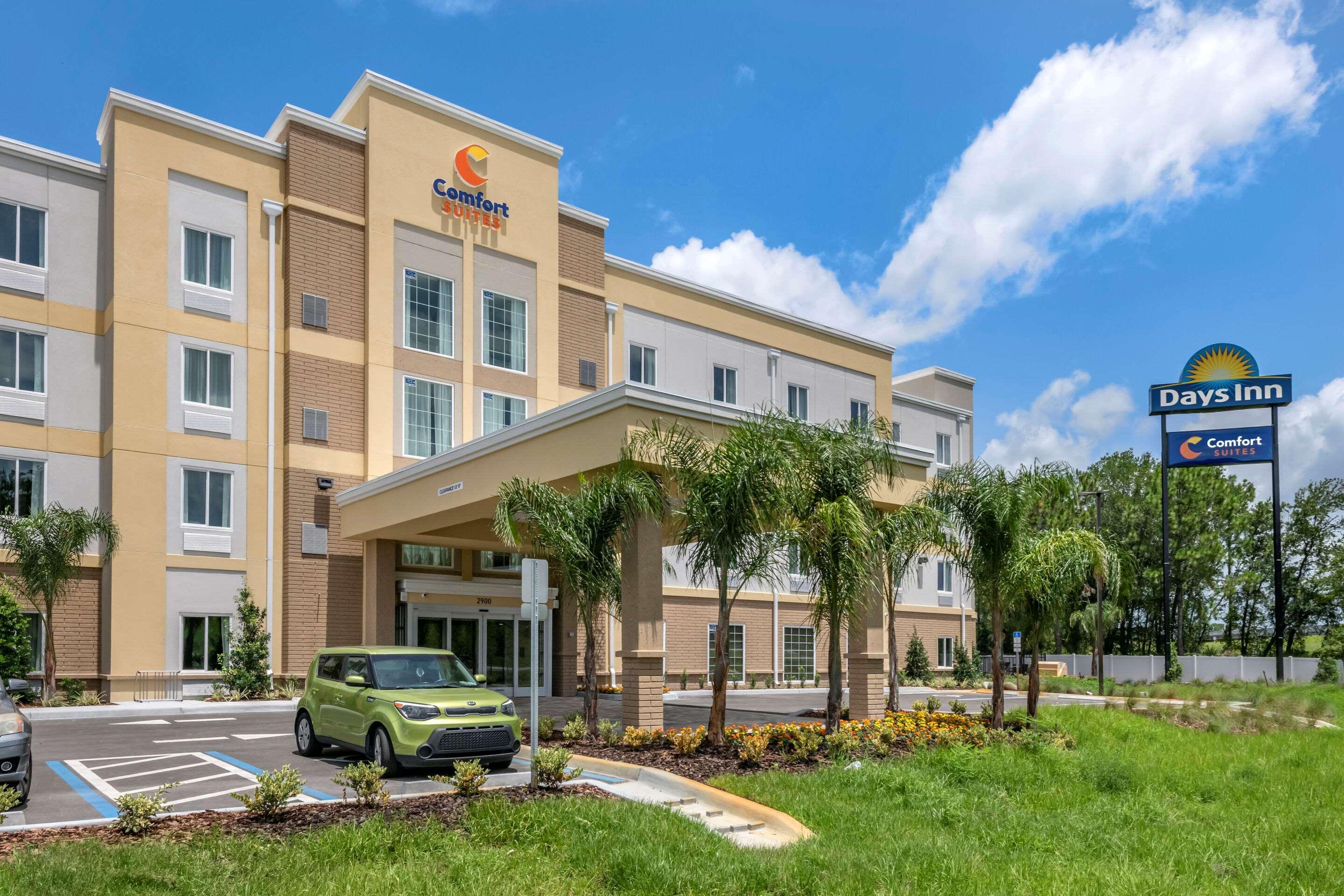 Comfort Suites Daytona Beach-Speedway Exterior foto